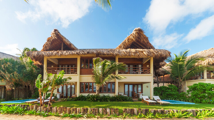 Junior Suite Deluxe Oceanfront 